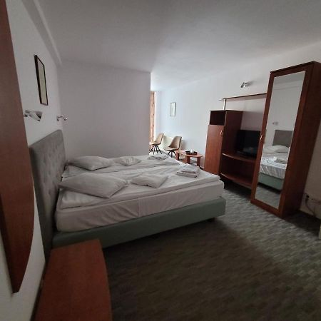 בראשוב Hotel City Center מראה חיצוני תמונה
