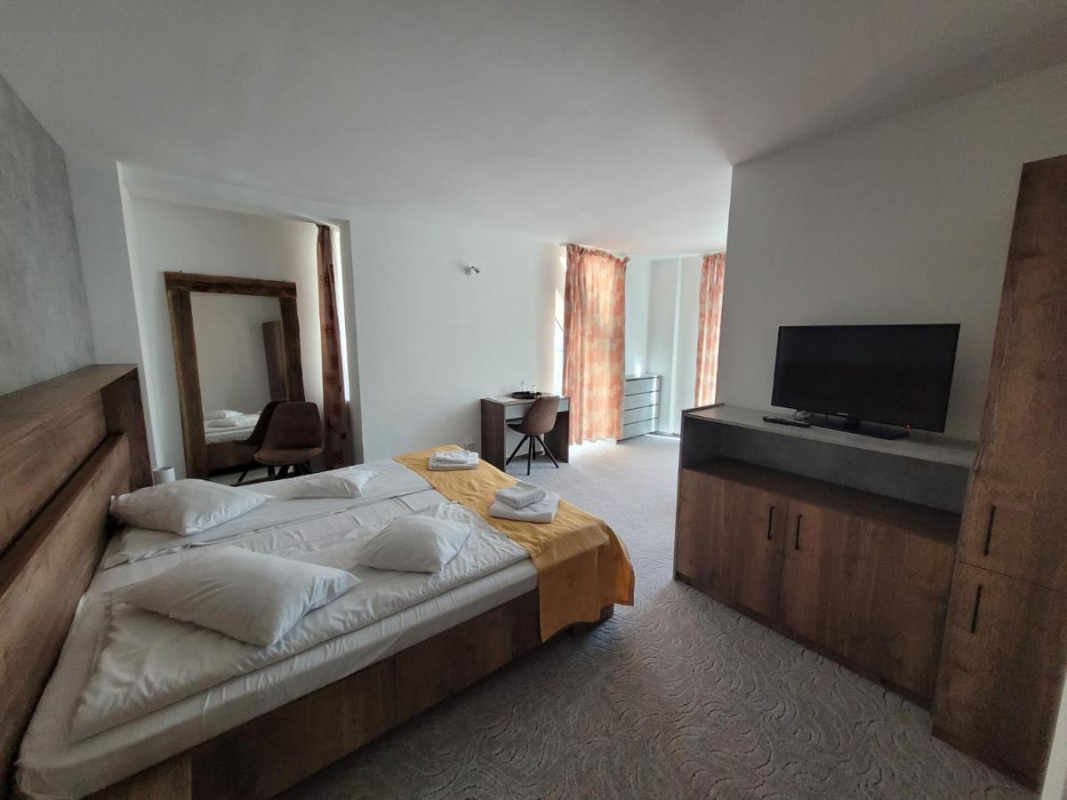 בראשוב Hotel City Center מראה חיצוני תמונה